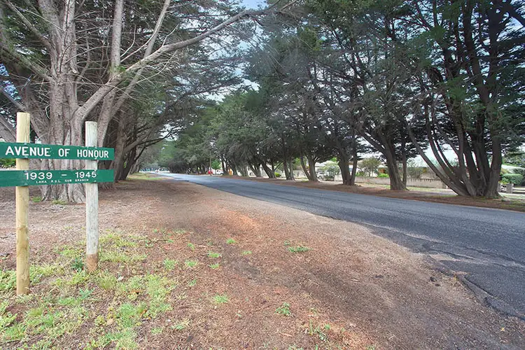 Second view of Homely house listing, 35 Walkers Road, Lara VIC 3212