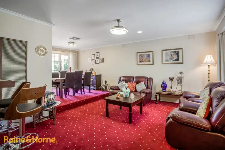 Fifth view of Homely house listing, 10 McEwen Drive, Sunbury VIC 3429