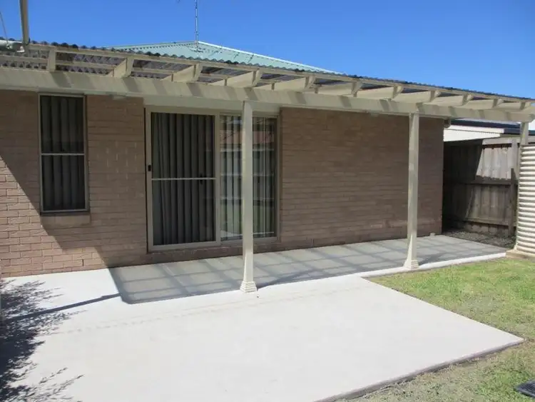 Second view of Homely villa listing, 2/33 Harle Street, Weston NSW 2326