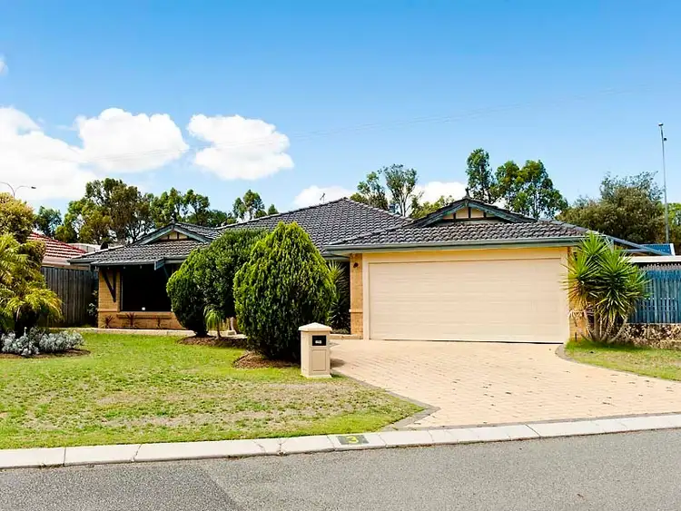 3 Newmarket Retreat, Currambine WA 6028