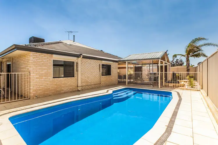 2 Windermere Way, Waikiki WA 6169