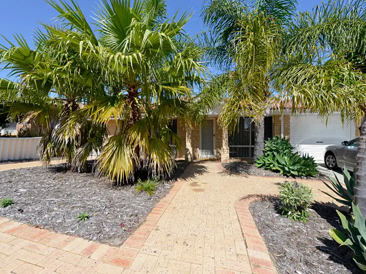 17 Eucumbene Crescent, Joondalup WA 6027