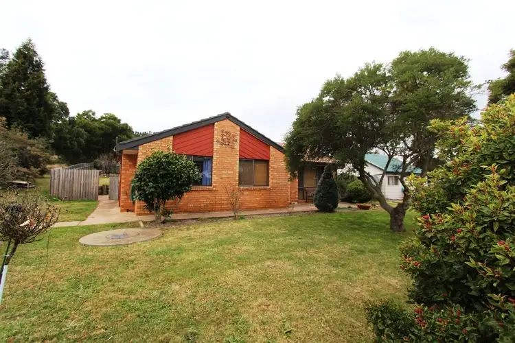 2 Silver Street, Sunny Corner NSW 2795