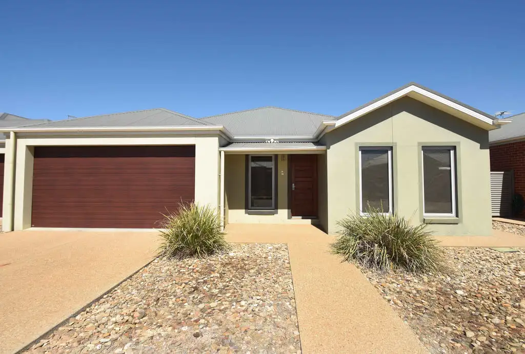 Main view of Homely house listing, 2/8 John Monash Boulevard, Mildura VIC 3500