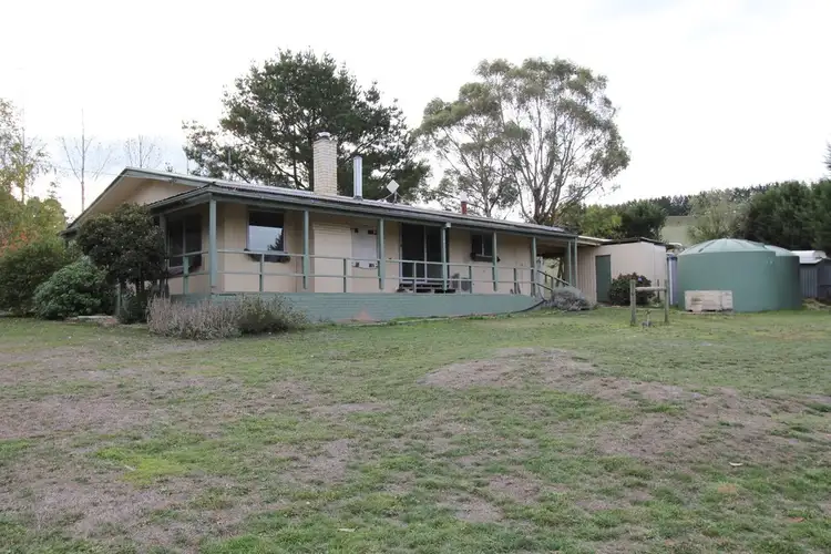50 McIntosh Lane, Mount Egerton VIC 3352