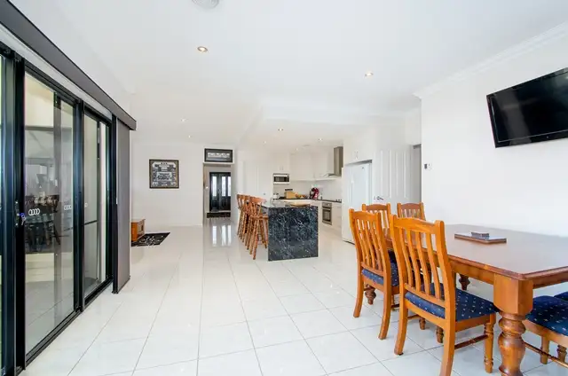 Sixth view of Homely house listing, 10 Mayflower Court, Mount Gambier SA 5290
