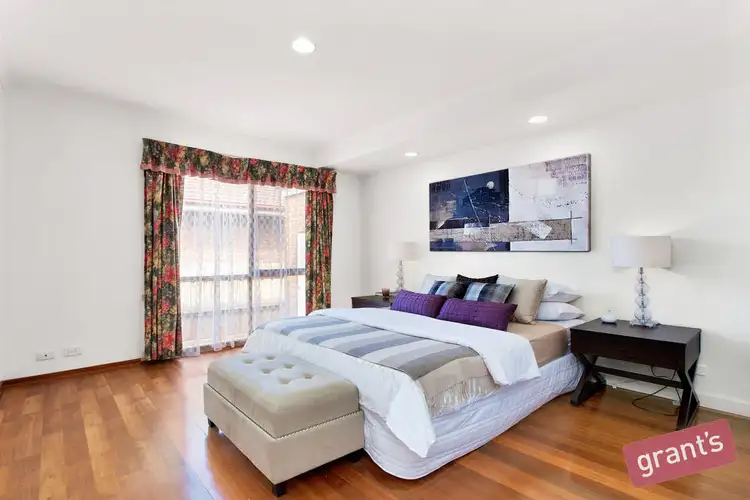 Sixth view of Homely house listing, 5 Joy Court, Narre Warren VIC 3805