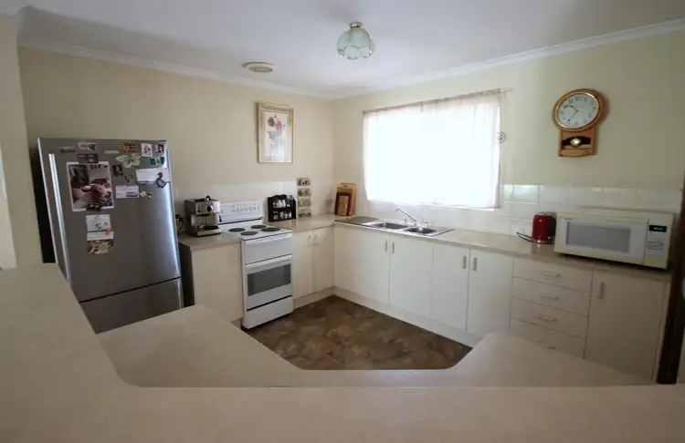 Seventh view of Homely house listing, 2/1 Sabine Street, Clare SA 5453