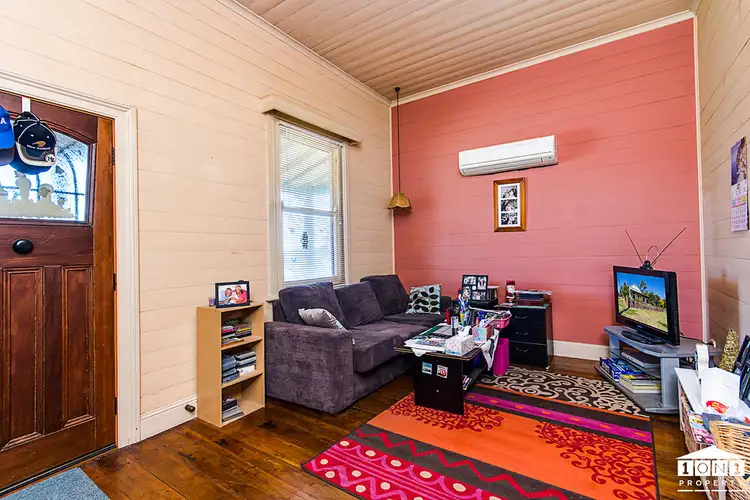 1 & 2/122 Aberdare Street, Kurri Kurri NSW 2327