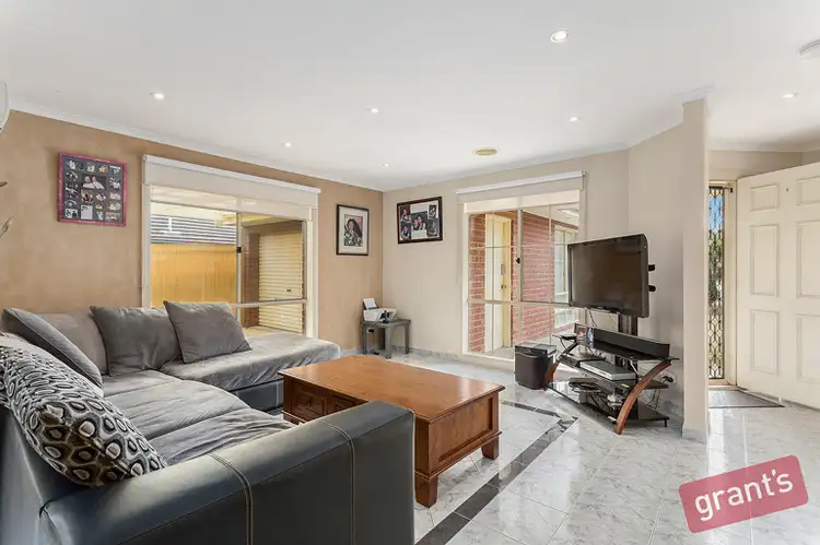 Second view of Homely house listing, 9 Greg Court, Narre Warren VIC 3805