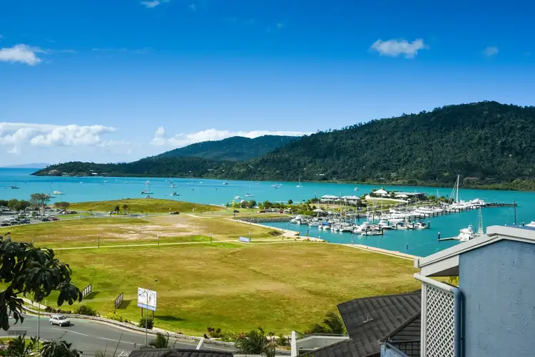 33/5 Golden Orchid Drive, Airlie Beach QLD 4802