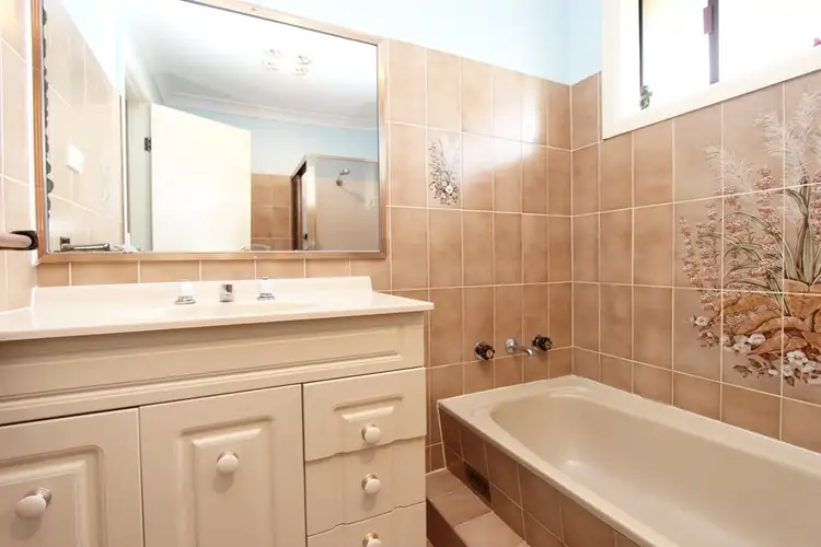 Seventh view of Homely house listing, 3 Bullock Place, Kelso NSW 2795