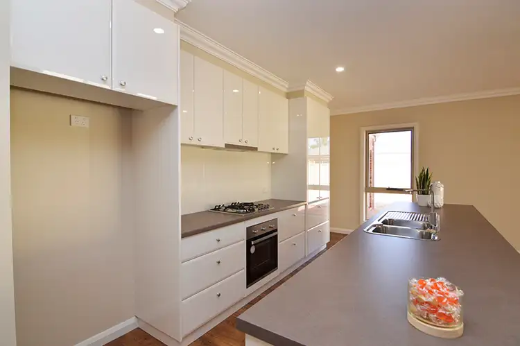 Sixth view of Homely house listing, 24 Anwyl Close, Mildura VIC 3500