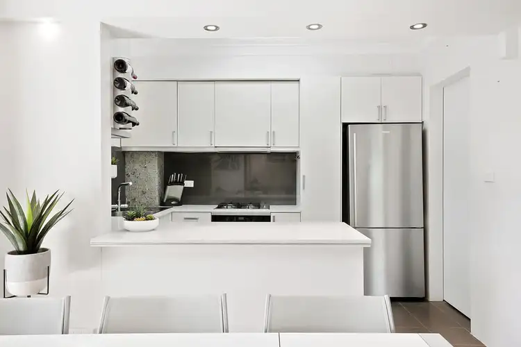 Fifth view of Homely apartment listing, 2/1 Paling Street, Cremorne NSW 2090