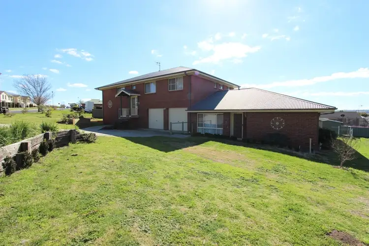 99 Darwin Drive, Llanarth NSW 2795