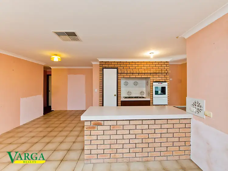 Seventh view of Homely house listing, 2 Arreton Close, Willetton WA 6155