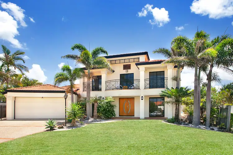 5 Caribbean Court, Castaways Beach QLD 4567