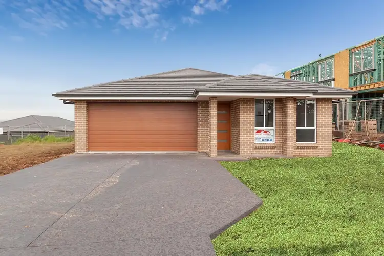 10 Ivory Curl, Gledswood Hills NSW 2557