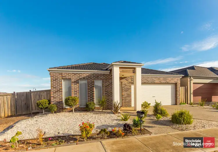 1 Crepe Myrtle Close, Melton West VIC 3337