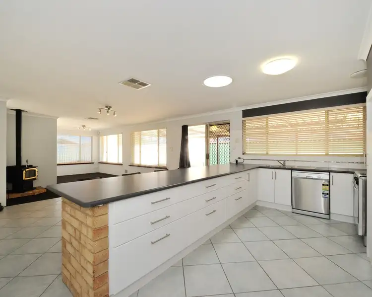 Third view of Homely house listing, 5 Melbourne Close, Port Kennedy WA 6172