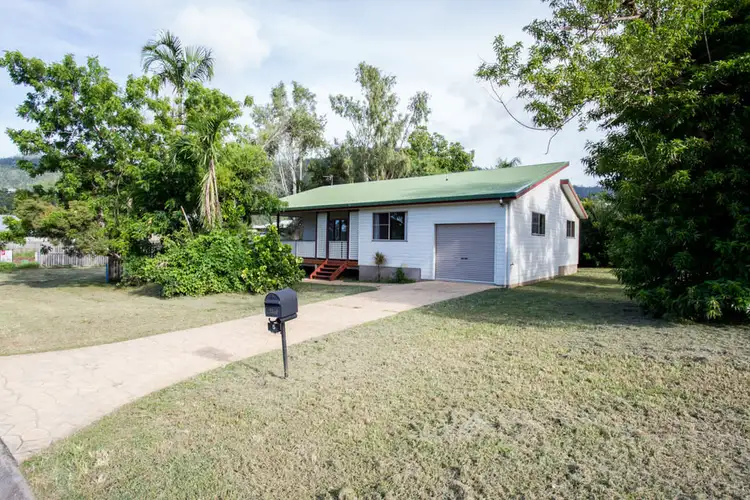 5 Grace Avenue, Cannonvale QLD 4802