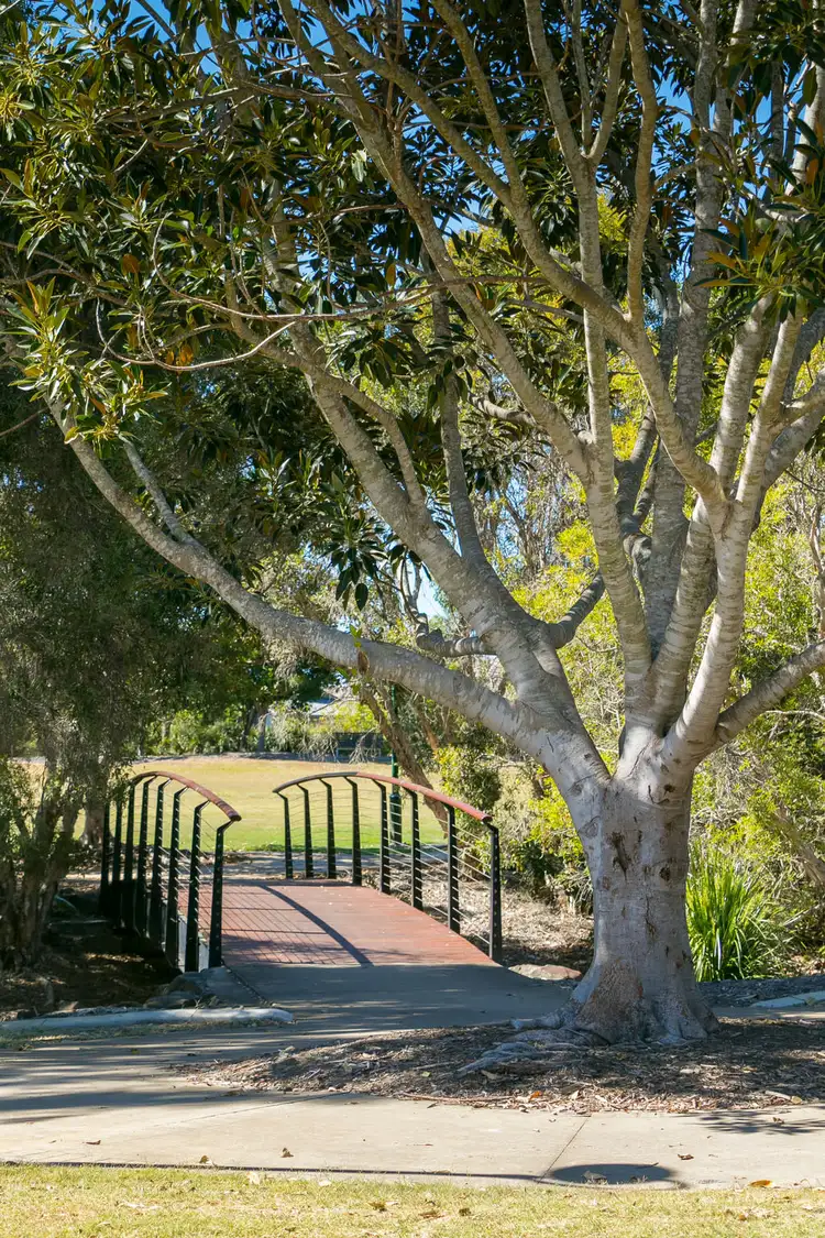 75 Bay Park Road, Wondunna QLD 4655