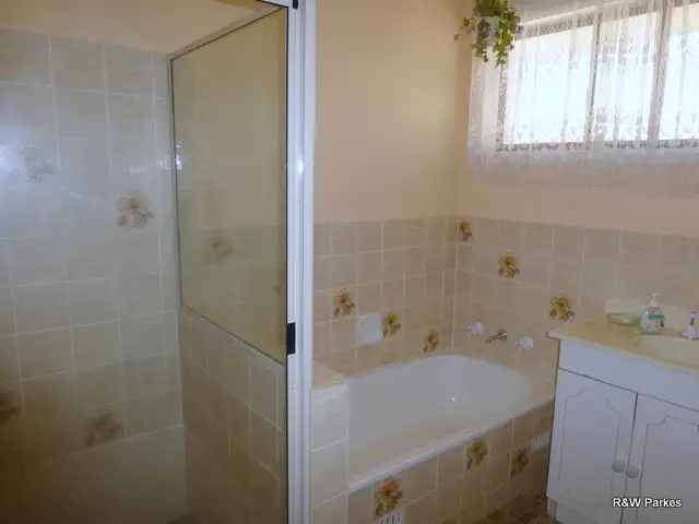 Fourth view of Homely house listing, 10 Lawson Street, Parkes NSW 2870