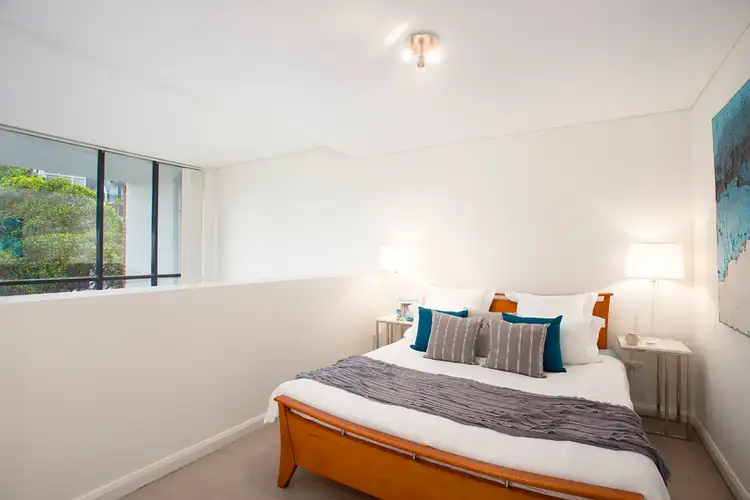 Fifth view of Homely unit listing, 8/10 Oaks Avenue, Dee Why NSW 2099