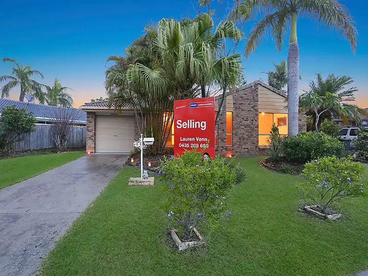 4 LARGO PLACE, Varsity Lakes QLD 4227