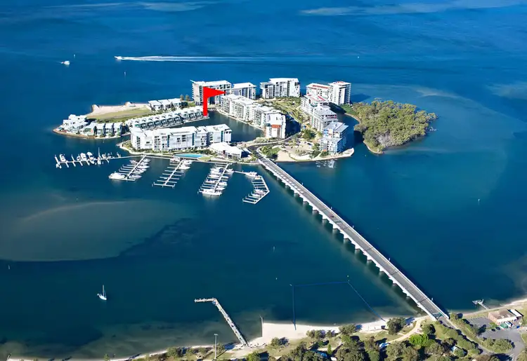 8102/2 Ephraim Island Parade, Paradise Point QLD 4216