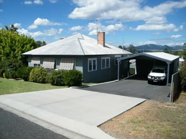 9 Tebbutt Street, Quirindi NSW 2343