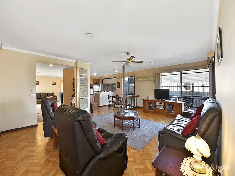 Seventh view of Homely house listing, 4 Winsham Court, Craigieburn VIC 3064