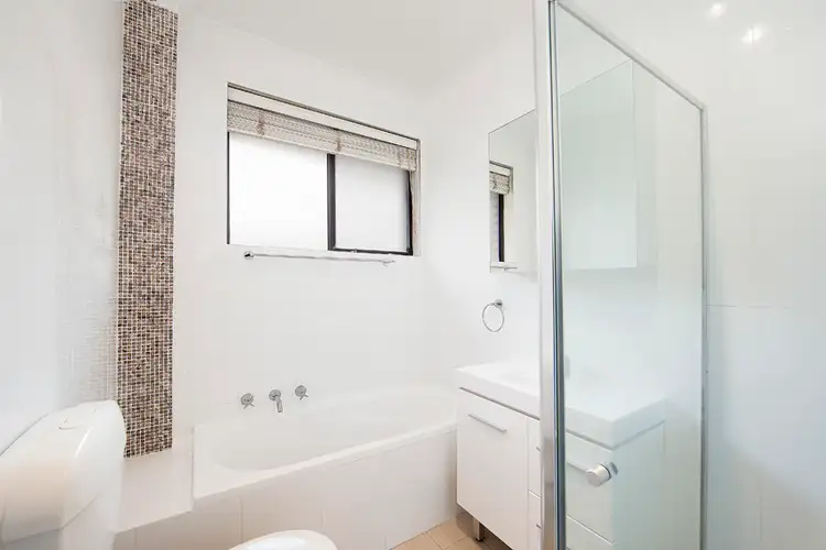 Fifth view of Homely unit listing, 18/119 Oaks Avenue, Dee Why NSW 2099