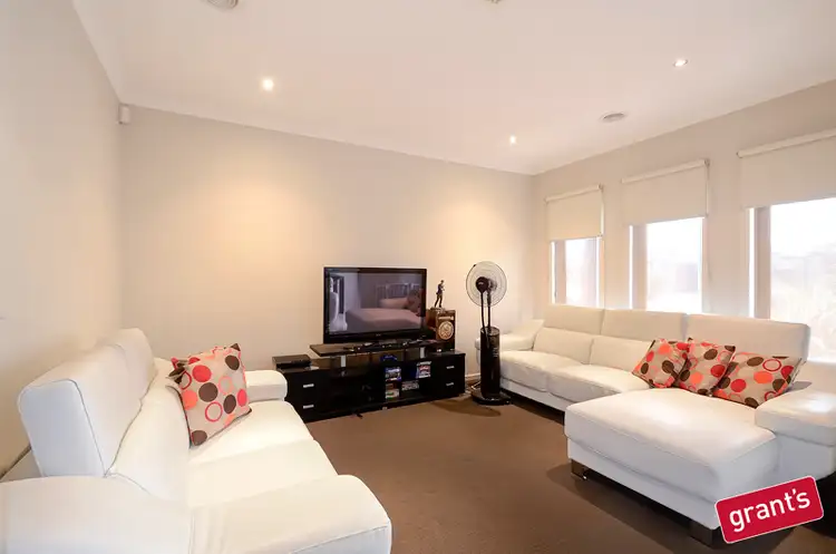 Third view of Homely house listing, 3 Charolais Court, Pakenham VIC 3810