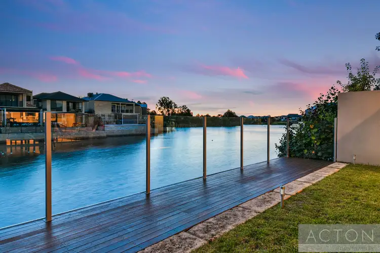 7 Vestia Walk, Stirling WA 6021