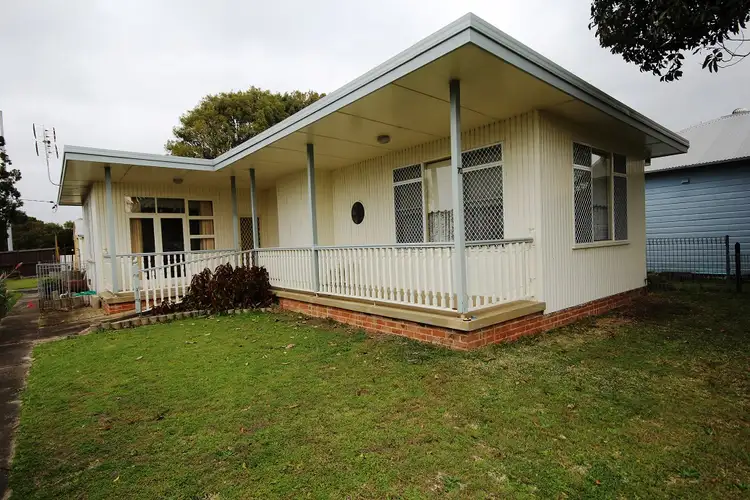 70 Lake Rd, Swansea NSW 2281