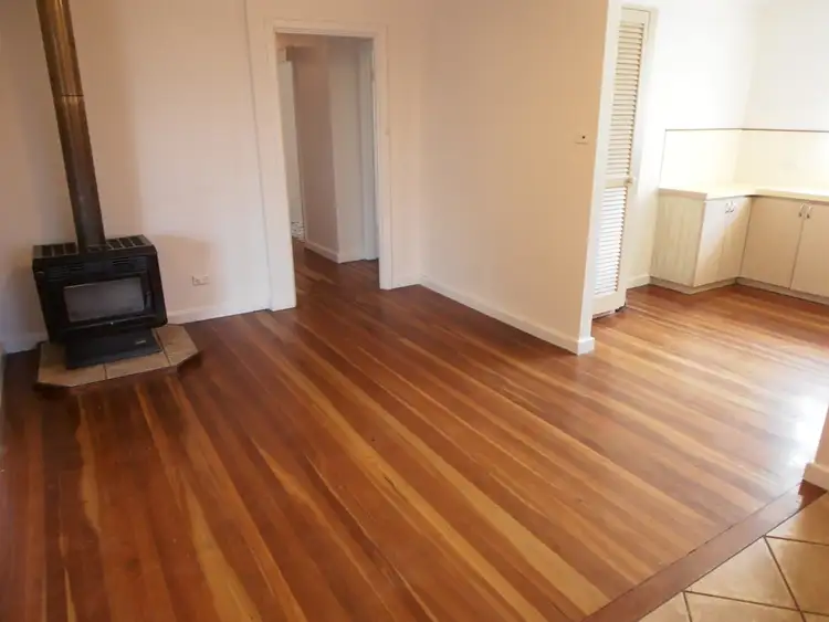 Fifth view of Homely house listing, 8 STRATTIMORE PLACE, Australind WA 6233