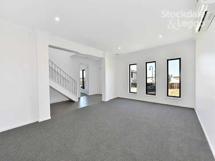 Second view of Homely house listing, 1/10 Peas Hill Court, Attwood VIC 3049