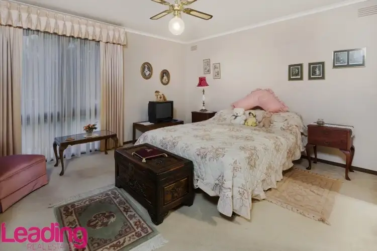 Sixth view of Homely house listing, 18 Ervine Close, Sunbury VIC 3429