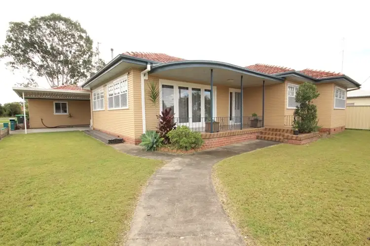 43 Chatham Avenue, Taree NSW 2430