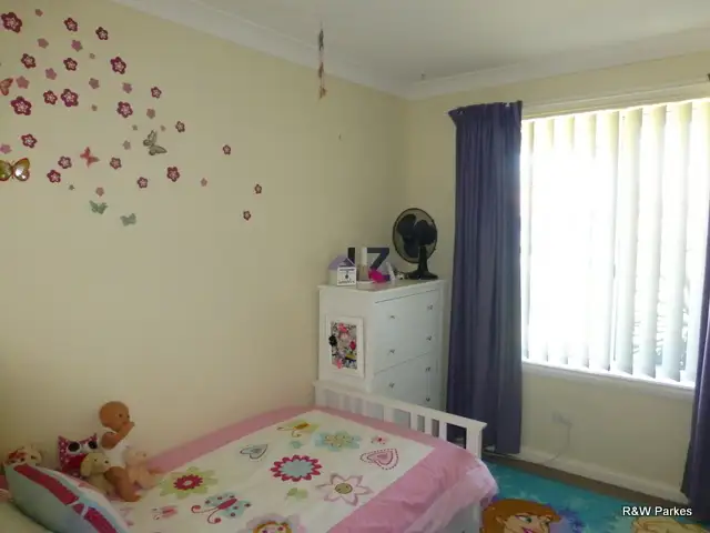 Fifth view of Homely house listing, 6 Tulara Place, Parkes NSW 2870