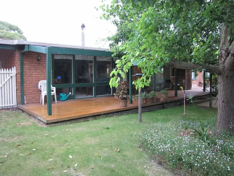 18 Stirling Street, Moe VIC 3825
