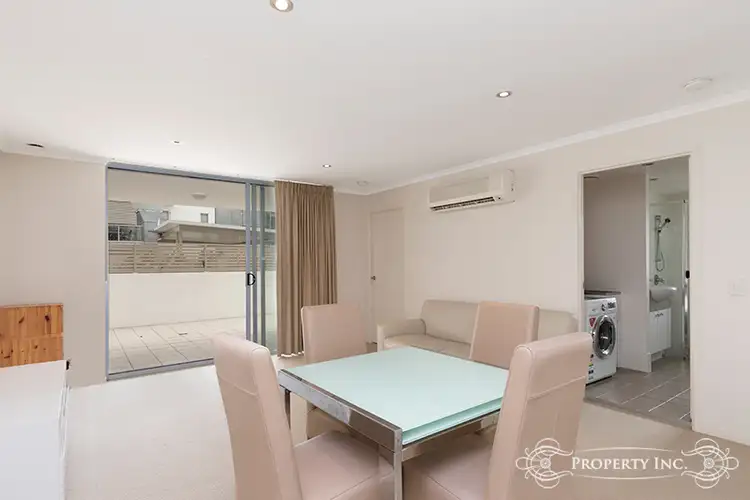 Third view of Homely unit listing, 6/72 Merivale Street, South Brisbane QLD 4101