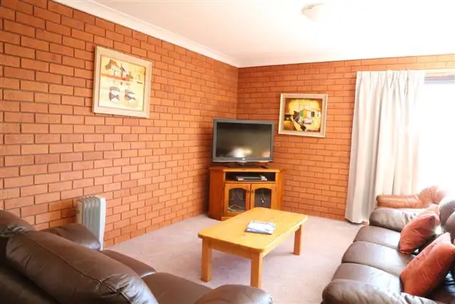 Third view of Homely apartment listing, 2/121 Gippsland Street, Jindabyne NSW 2627