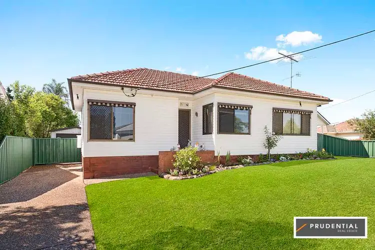 14 Hilltop Crescent, Campbelltown NSW 2560