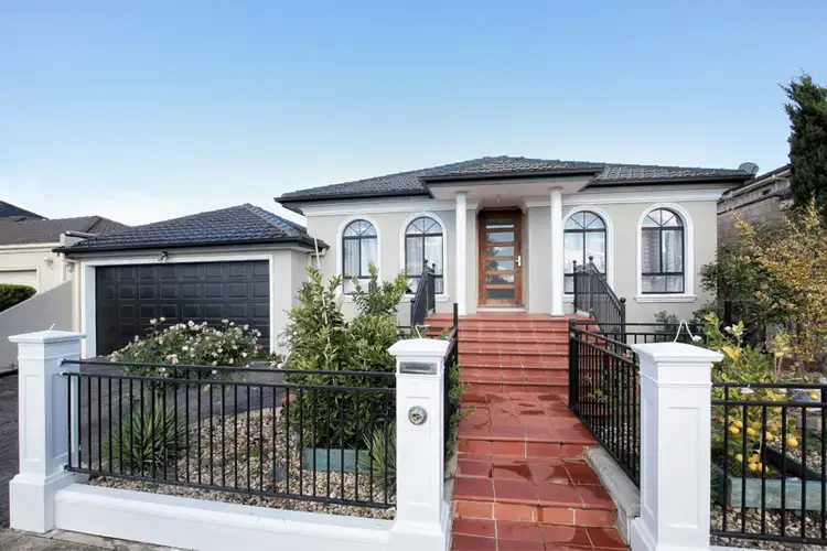 7 Cambridge Crescent, Roxburgh Park VIC 3064
