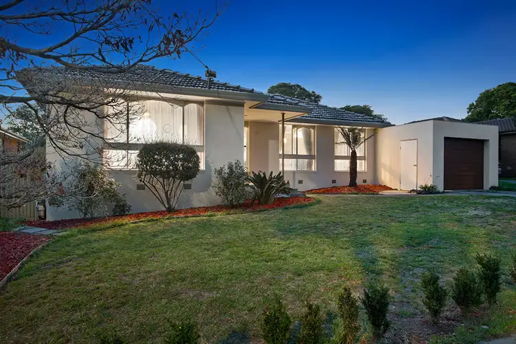 5 Meadowbrook Drive, Wheelers Hill VIC 3150