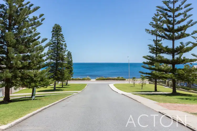 4/6 Salvado Street, Cottesloe WA 6011