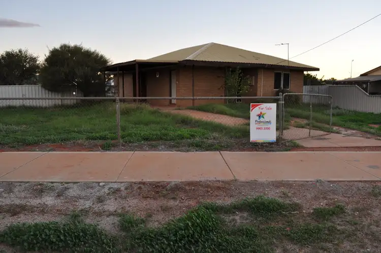 8 Darlot Street, Cue WA 6640