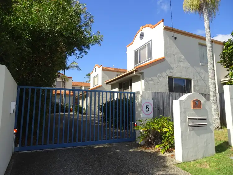 2/17 George Street, Southport QLD 4215